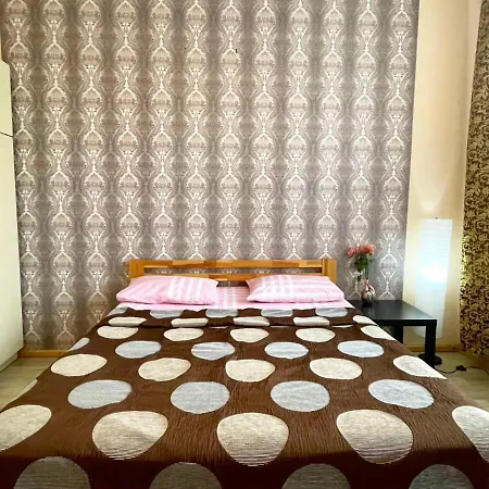 Apartment крехівська 5,апартаменти зі світлом в центрі, дві спальні Lemberg