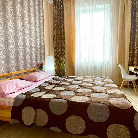 крехівська 5,апартаменти зі світлом в центрі, дві спальні Apartment *