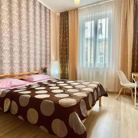 крехівська 5,апартаменти в центрі, дві спальні Apartment *