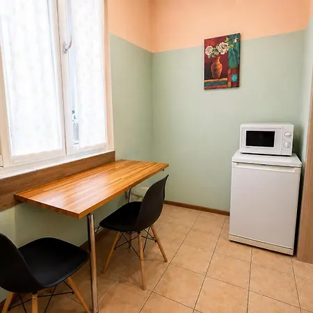 крехівська 5 в центрі, біля тц форум, дві спальні,самопоселення