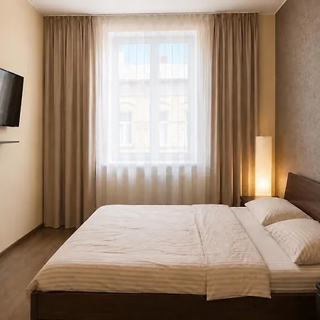 Apartmán крехівська 5 в центрі, біля тц форум, дві спальні,самопоселення *