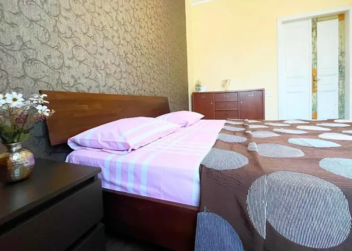 крехівська 5,апартаменти зі світлом в центрі, дві спальні Apartamento Lviv