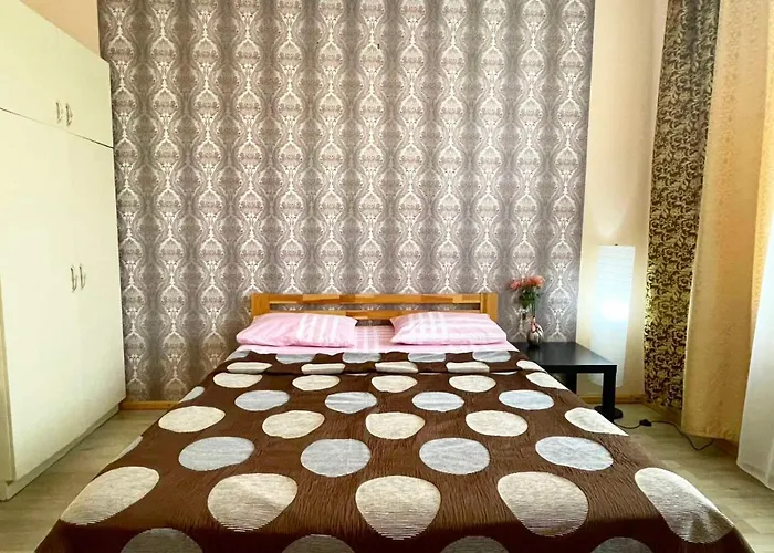 Apartamento крехівська 5,апартаменти зі світлом в центрі, дві спальні Lviv