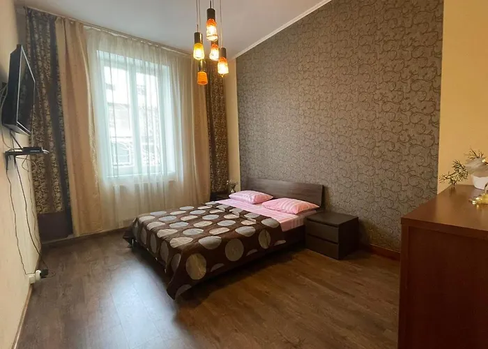 Apartamento крехівська 5,апартаменти зі світлом в центрі, дві спальні Lviv