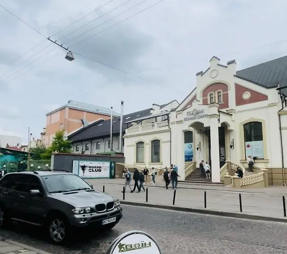 крехівська 5,апартаменти зі світлом в центрі, дві спальні Leópolis