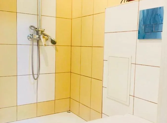 крехівська 5,апартаменти зі світлом в центрі, дві спальні Apartamento Lviv